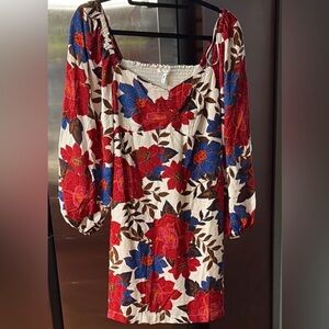 🌹NWT Floral Print Dress with Red and Blue Accents 🌹
